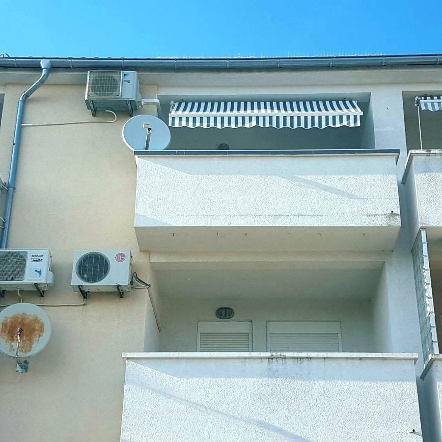 Apartment Alice Pula Exterior foto